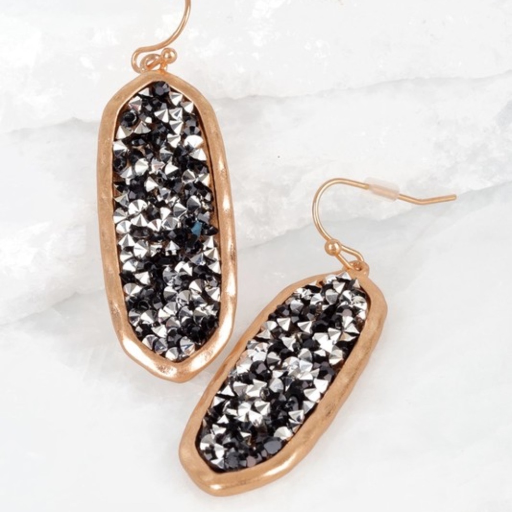 GLITTER LOVE Earrings - Picture 1 of 2